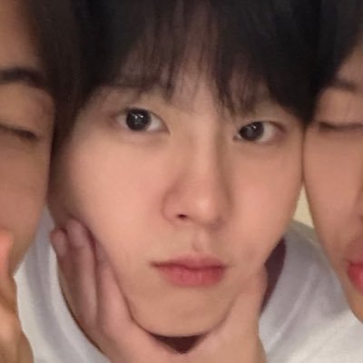 niaforseok__'s profile picture