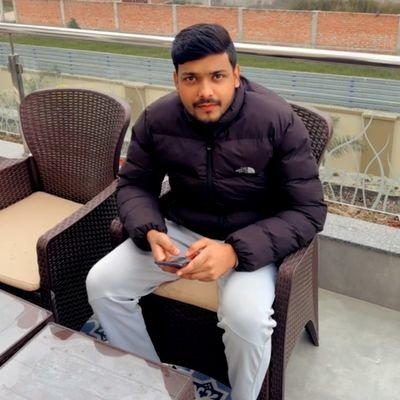 curiouscroling's profile picture