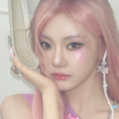 ۟'s profile picture