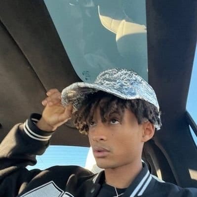 ☥𝐋𝐞𝐧𝐧𝐨𝐱's profile picture