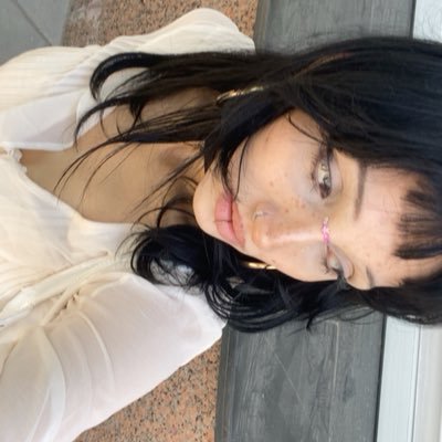 NanatheNini's profile picture