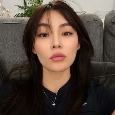 ⁱᶻᵃ ᵖʳᵉˢⁱᵈⁱᵃʳⁱᵃ's profile picture