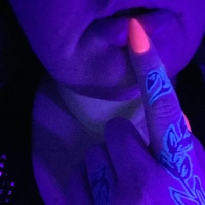SluttyQueenC's profile picture