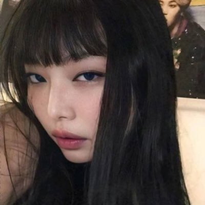 yezzrae's profile picture