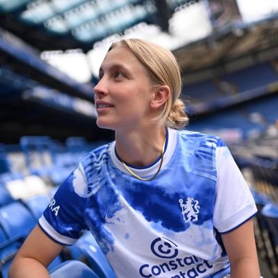 Lorna 💙's profile picture