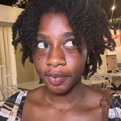 Coily haired Annie🦋's profile picture
