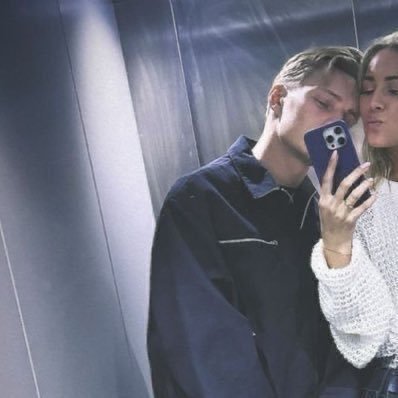 𝒟𝒜's profile picture
