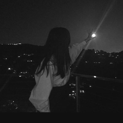 BralessWhooo's profile picture