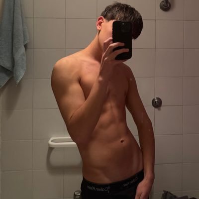 lauty's profile picture
