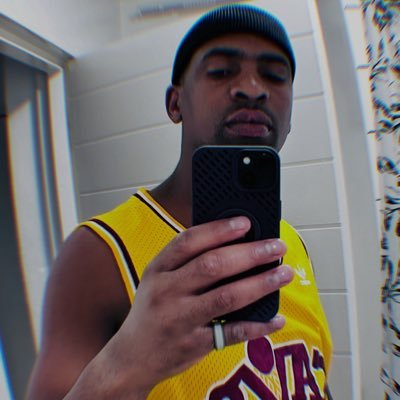 24_Langa's profile picture