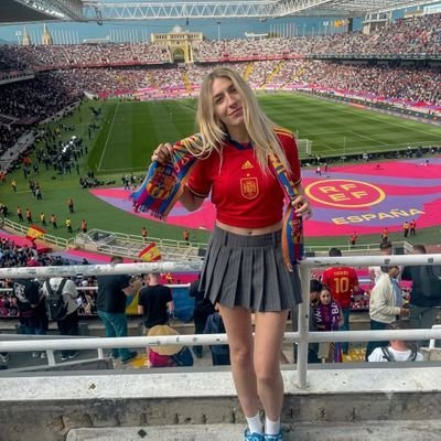 IsabellaCabrnu's profile picture