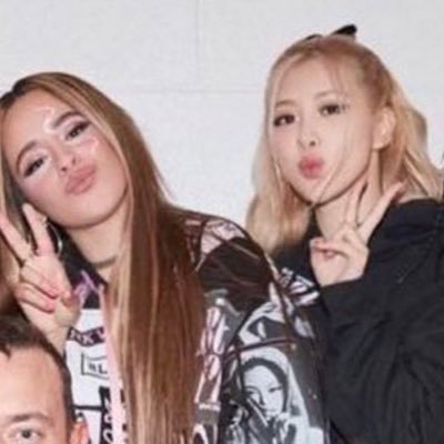 elisa's profile picture
