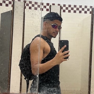 moreno carente's profile picture