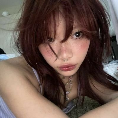 selena's profile picture