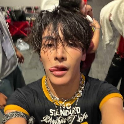 star ⋆ VAI VER O BTS's profile picture