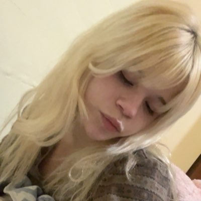 indira :P's profile picture