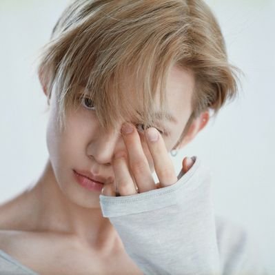 hourlyjunie's profile picture