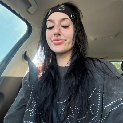 em1thy's profile picture