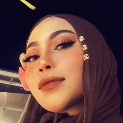 julaseta's profile picture