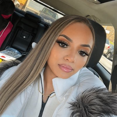 heyhoneyrae's profile picture