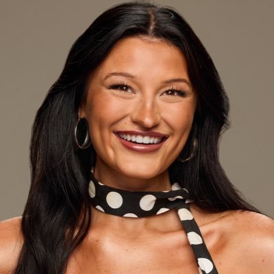 j's profile picture