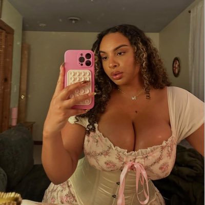 DreamArc🌸💝's profile picture