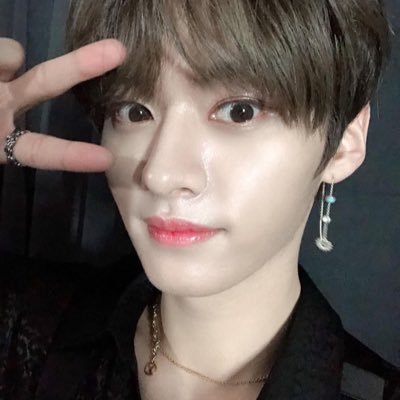 𖥔 ݁˖'s profile picture