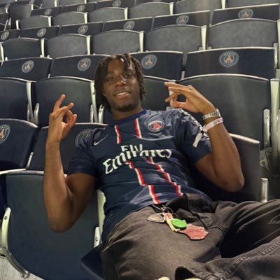 Alex Pantheress's profile picture