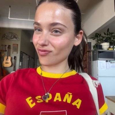 blueandnightts's profile picture
