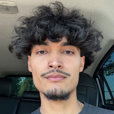 skinnypsych0's profile picture