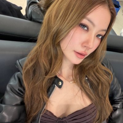 brightvlight's profile picture