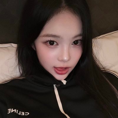 vivibora's profile picture