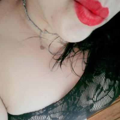lunaazu08's profile picture