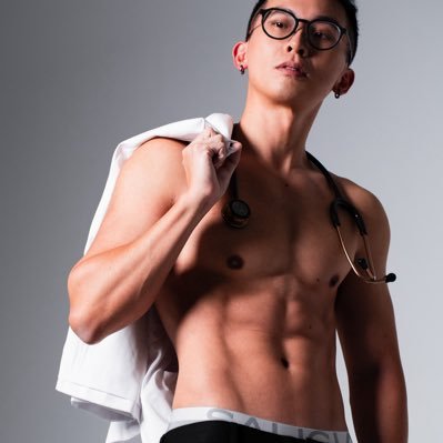 Andrew's profile picture