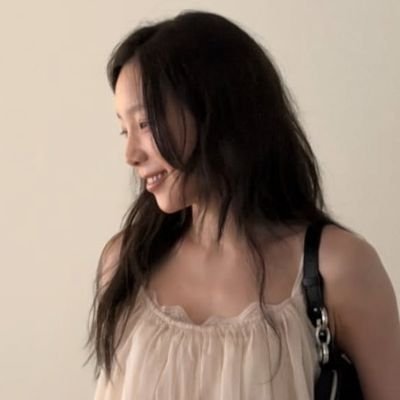 flirtaeyeon's profile picture
