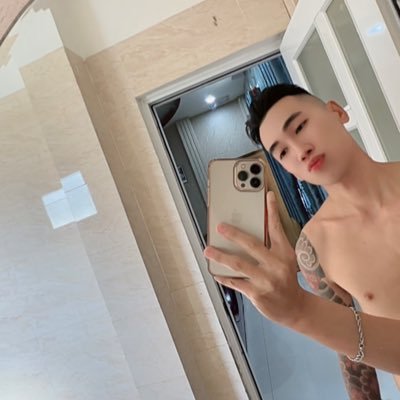 Huy18245's profile picture