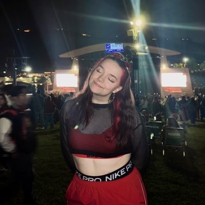 mia ☾'s profile picture