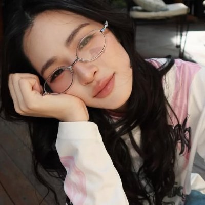 inloveneen's profile picture