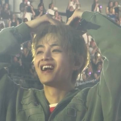pati⁷ is seeing bts 🪭's profile picture