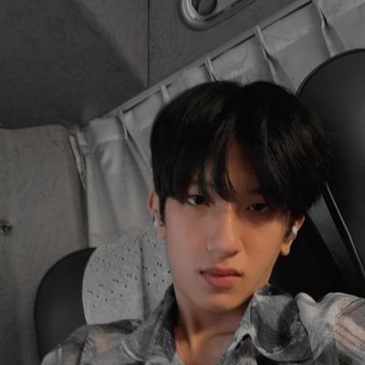 ㄉㄉㄉㄉ🔪 | 那麼厲害喔教宗's profile picture
