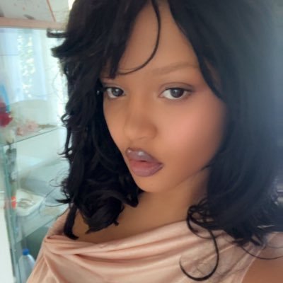 monahila_'s profile picture