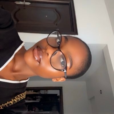 Elizabeth's profile picture