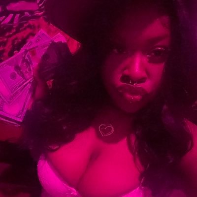 nuthinbutlipss's profile picture