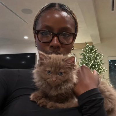 chloe's profile picture