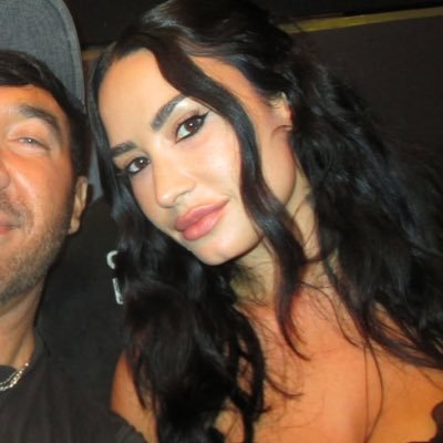 َ's profile picture