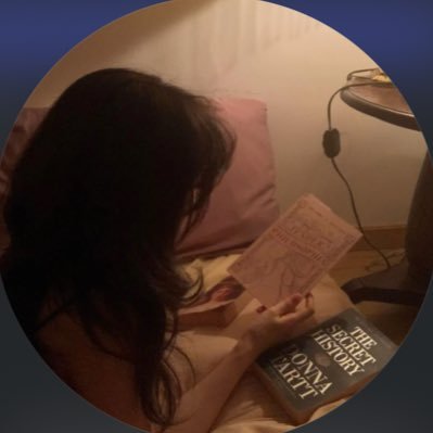 الكوين روري👸🏻's profile picture