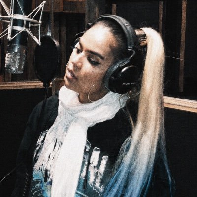 Sparklyy's profile picture