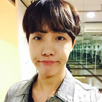 itzelrirang⁷'s profile picture