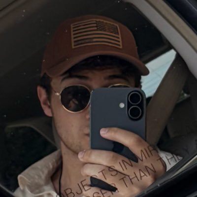 DanielJLosey's profile picture
