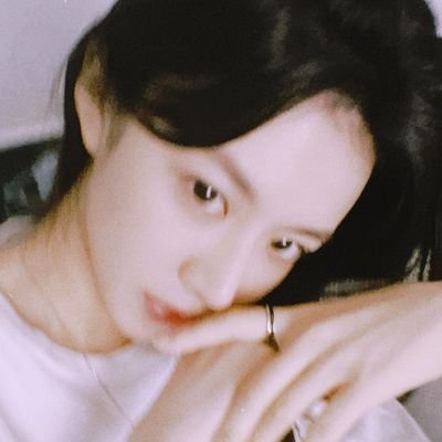 𝓛𝗒𝗋𝖺 𝜗ৎ's profile picture